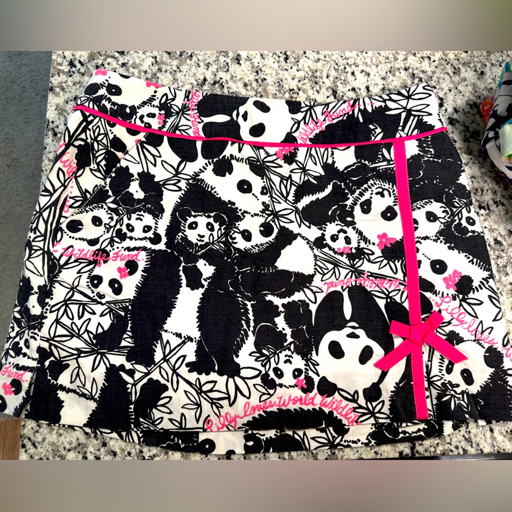 HOLY GRAIL 🐼 Lilly Pulitzer x WWF Pandamonium Jarvis SKORT Size 4
